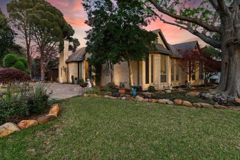 2448 Clearspring Drive N Irving TX 75063