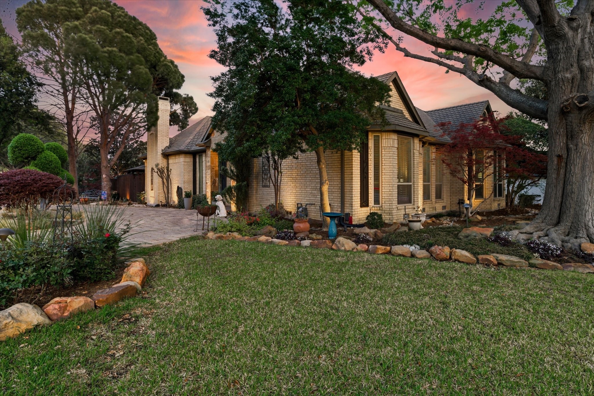 2448 Clearspring Drive N Irving TX 75063