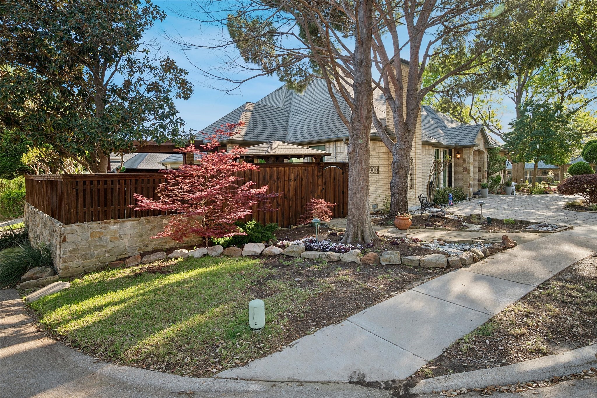 2448 Clearspring Drive N Irving TX 75063
