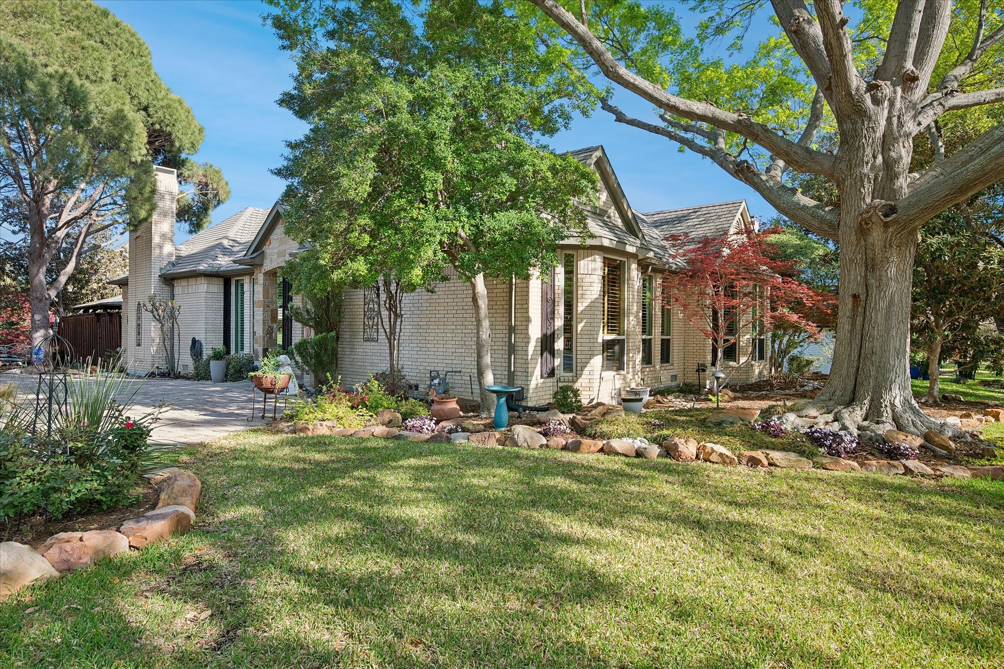 2448 Clearspring Drive N Irving TX 75063