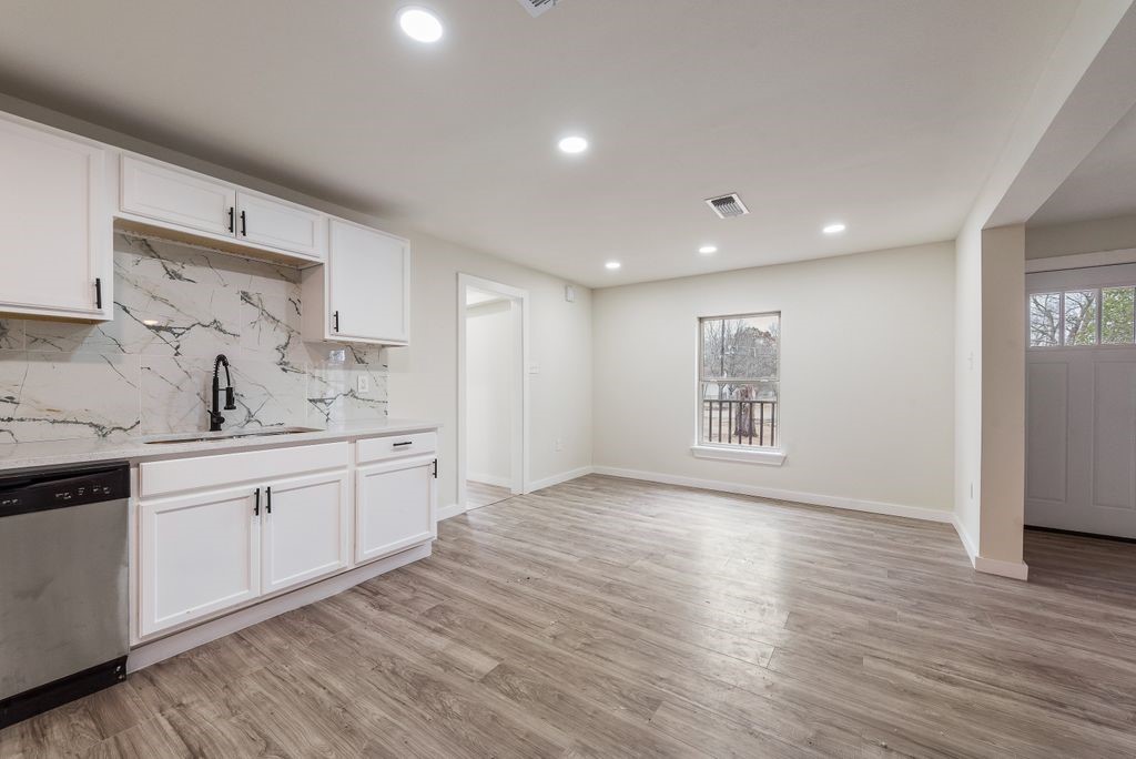 9410 Beacon Hill Circle Dallas TX 75217