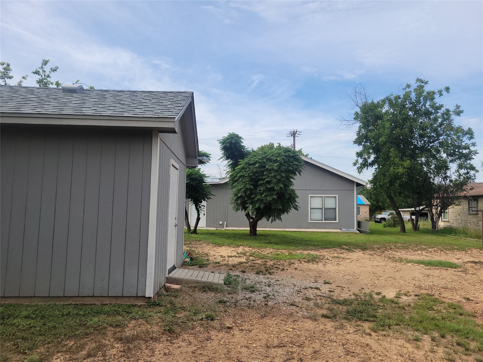 1009 W Mesquite Street Coleman TX 76834