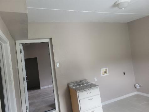 1009 W Mesquite Street Coleman TX 76834