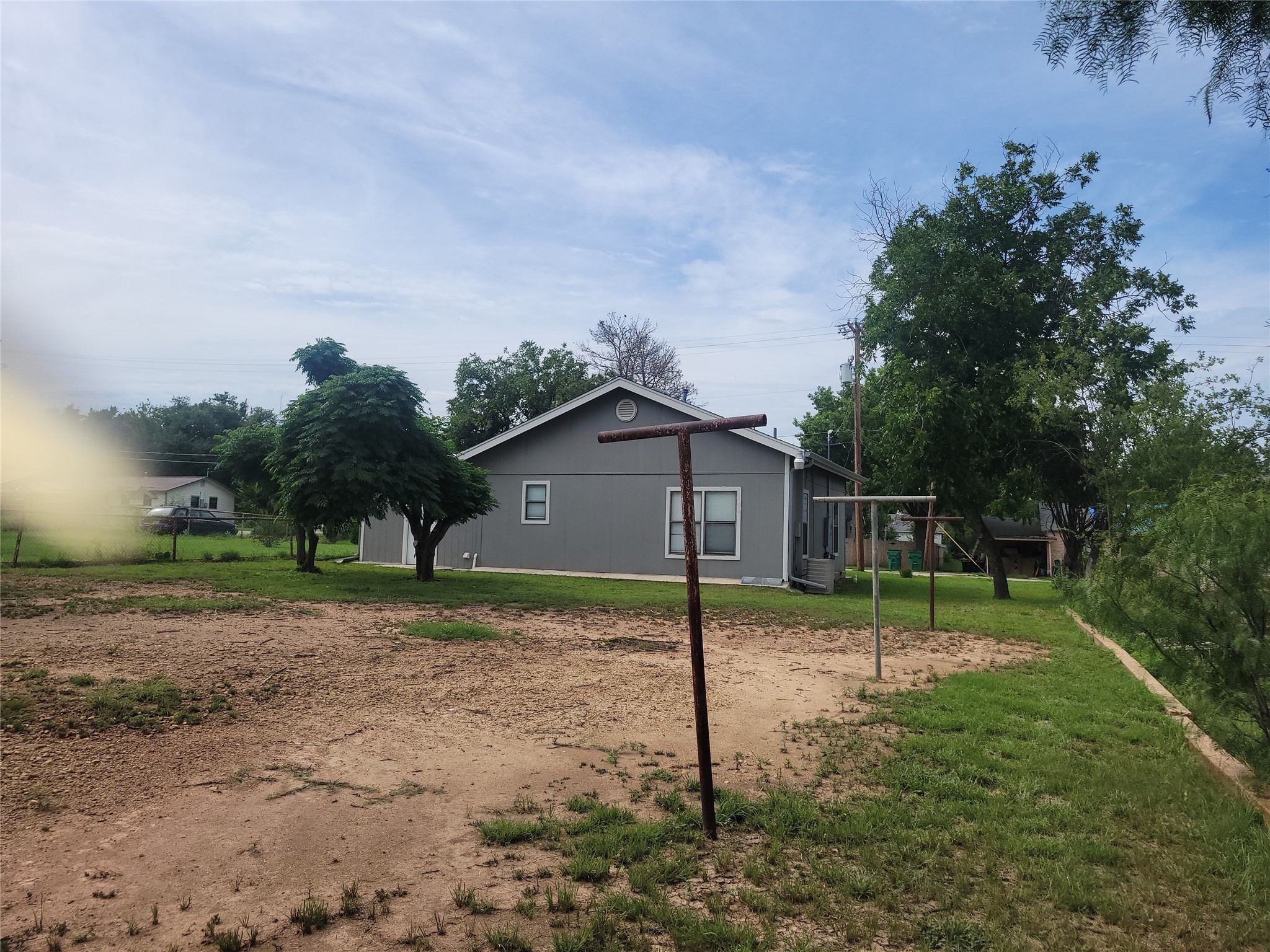 1009 W Mesquite Street Coleman TX 76834