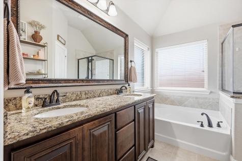 324 Sherbrook Street Van Alstyne TX 75495