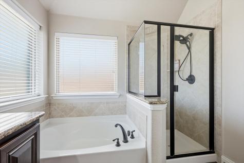 324 Sherbrook Street Van Alstyne TX 75495