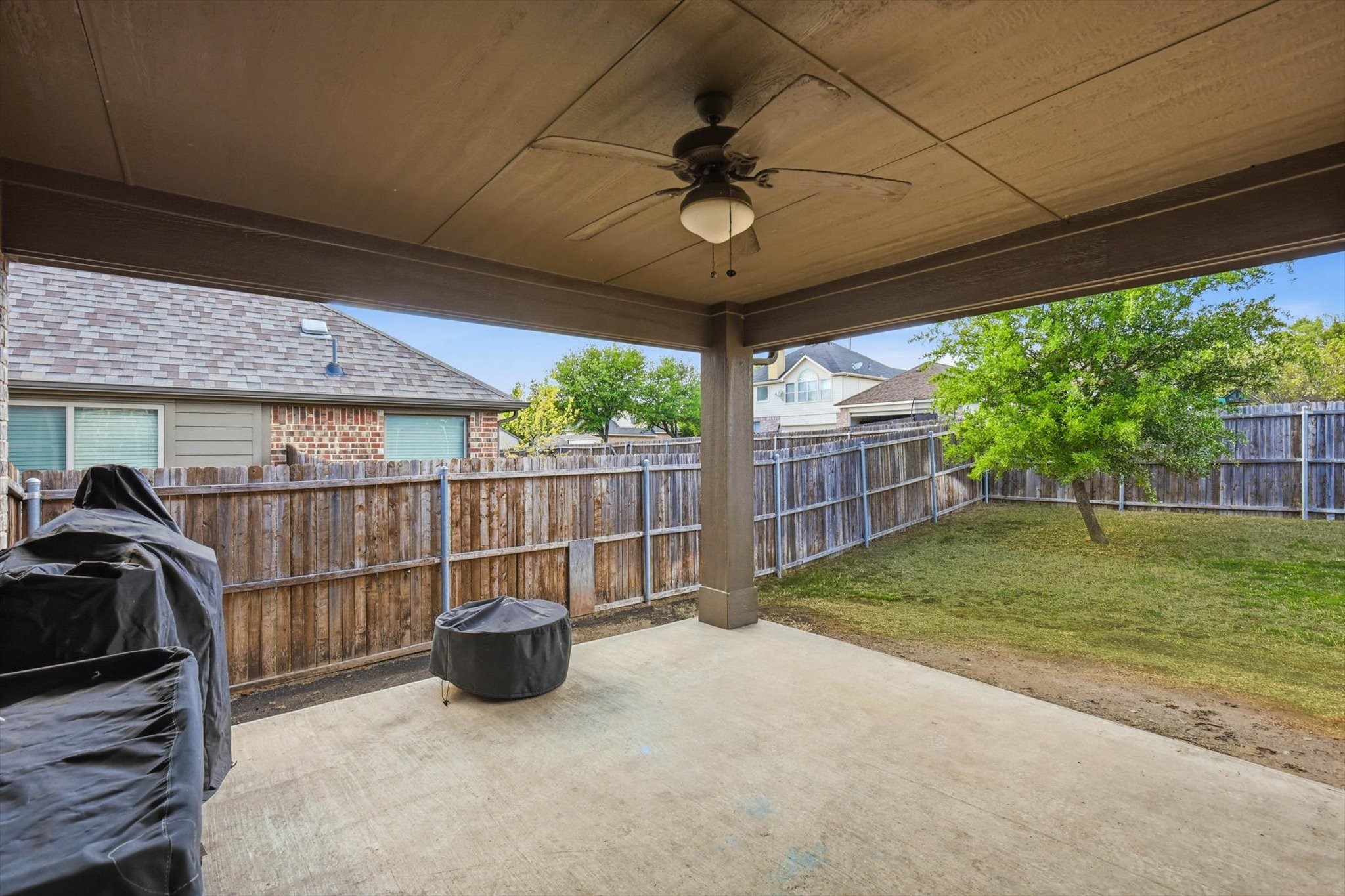 324 Sherbrook Street Van Alstyne TX 75495