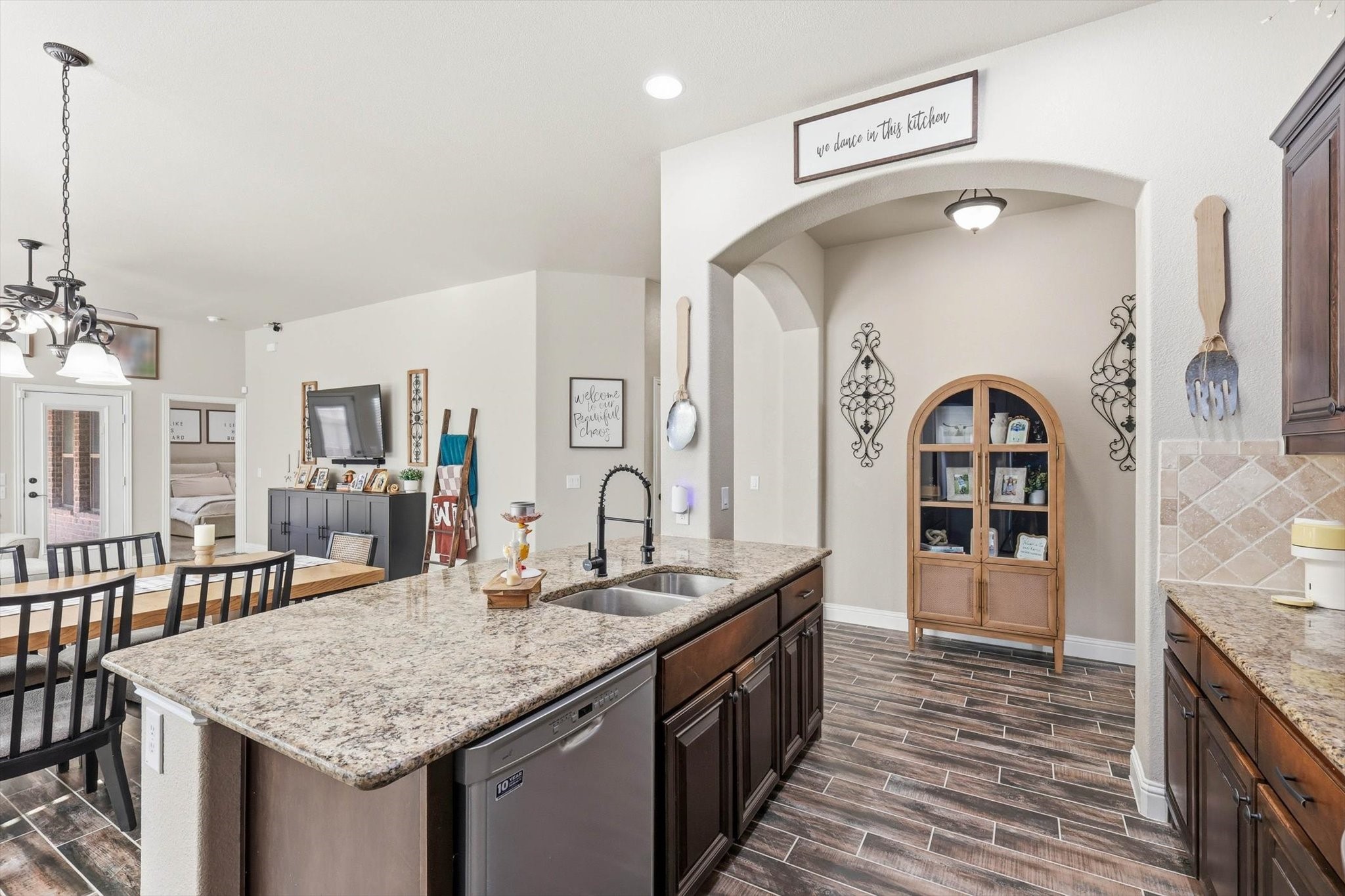 324 Sherbrook Street Van Alstyne TX 75495