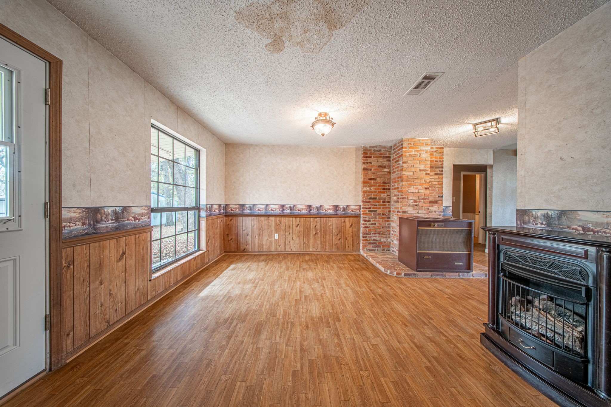 11520 Fm 428 Aubrey TX 76227