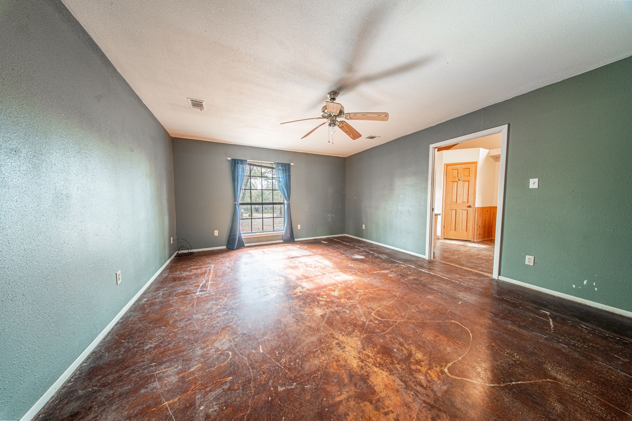 11520 Fm 428 Aubrey TX 76227