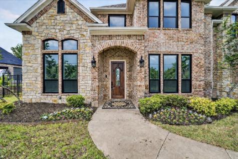 153 Crest Canyon Drive Fort Worth TX 76108