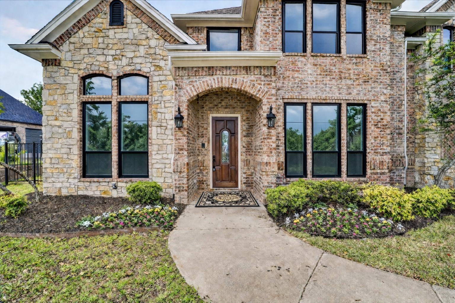 153 Crest Canyon Drive Fort Worth TX 76108