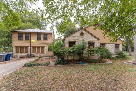 1349 Cedar Oaks Boulevard Dallas TX 75216