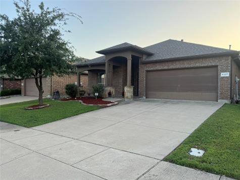 6657 Friendsway Drive Fort Worth TX 76137