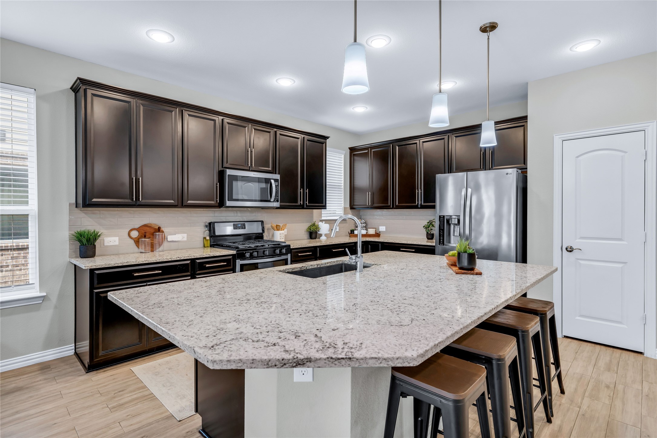 813 Sweeping Butte Drive Fort Worth TX 76052