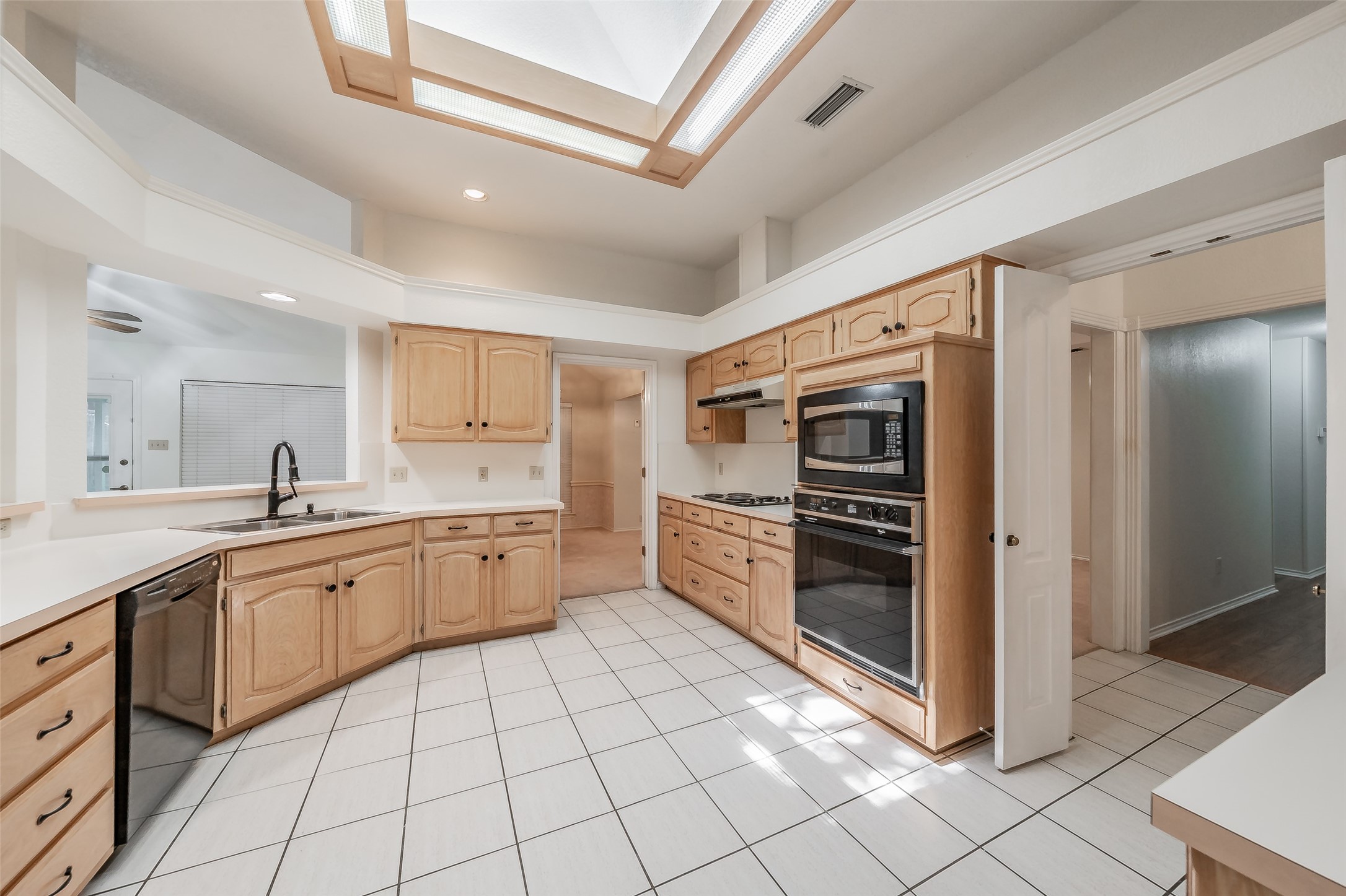 702 Jonathan Drive Euless TX 76040