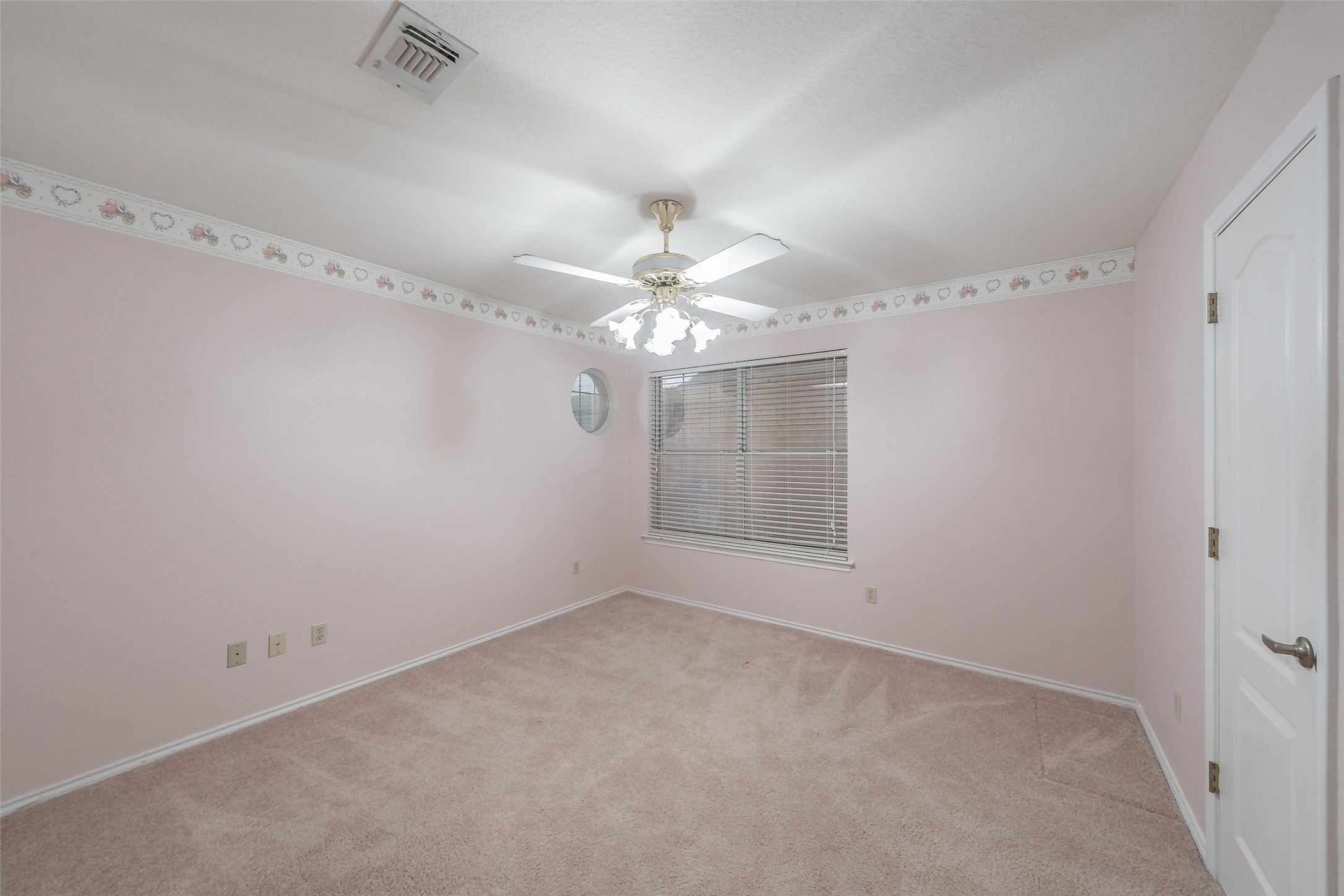 702 Jonathan Drive Euless TX 76040