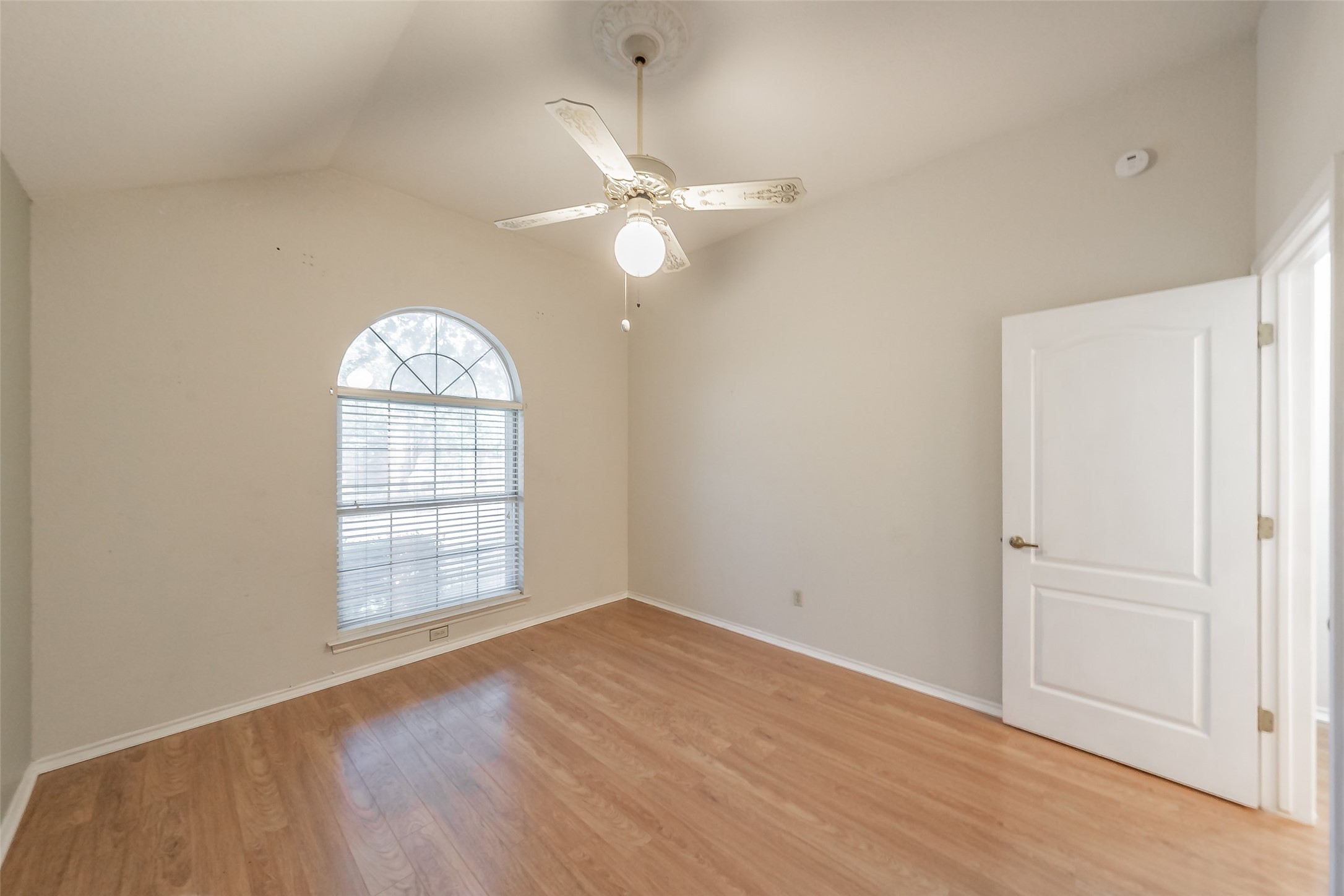 702 Jonathan Drive Euless TX 76040