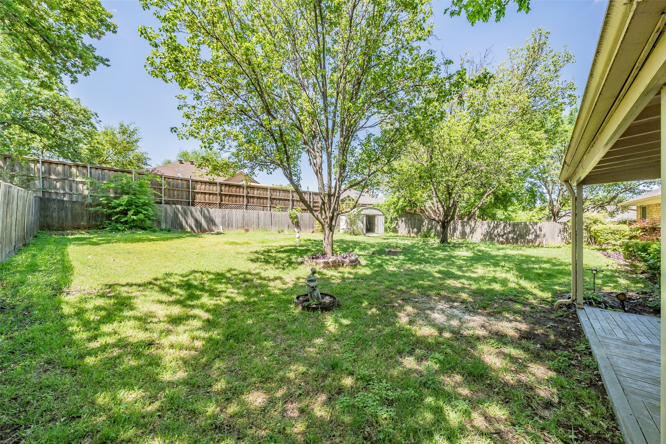 702 Jonathan Drive Euless TX 76040