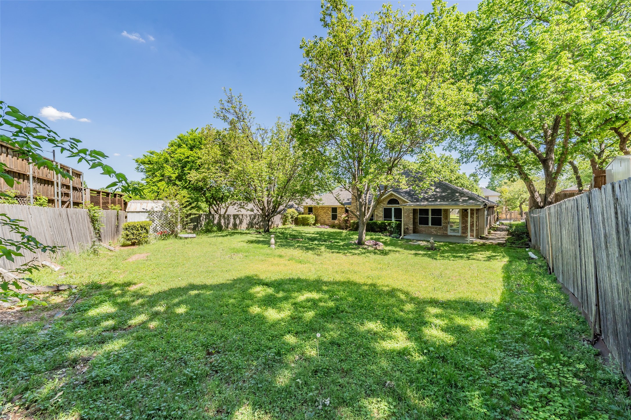 702 Jonathan Drive Euless TX 76040