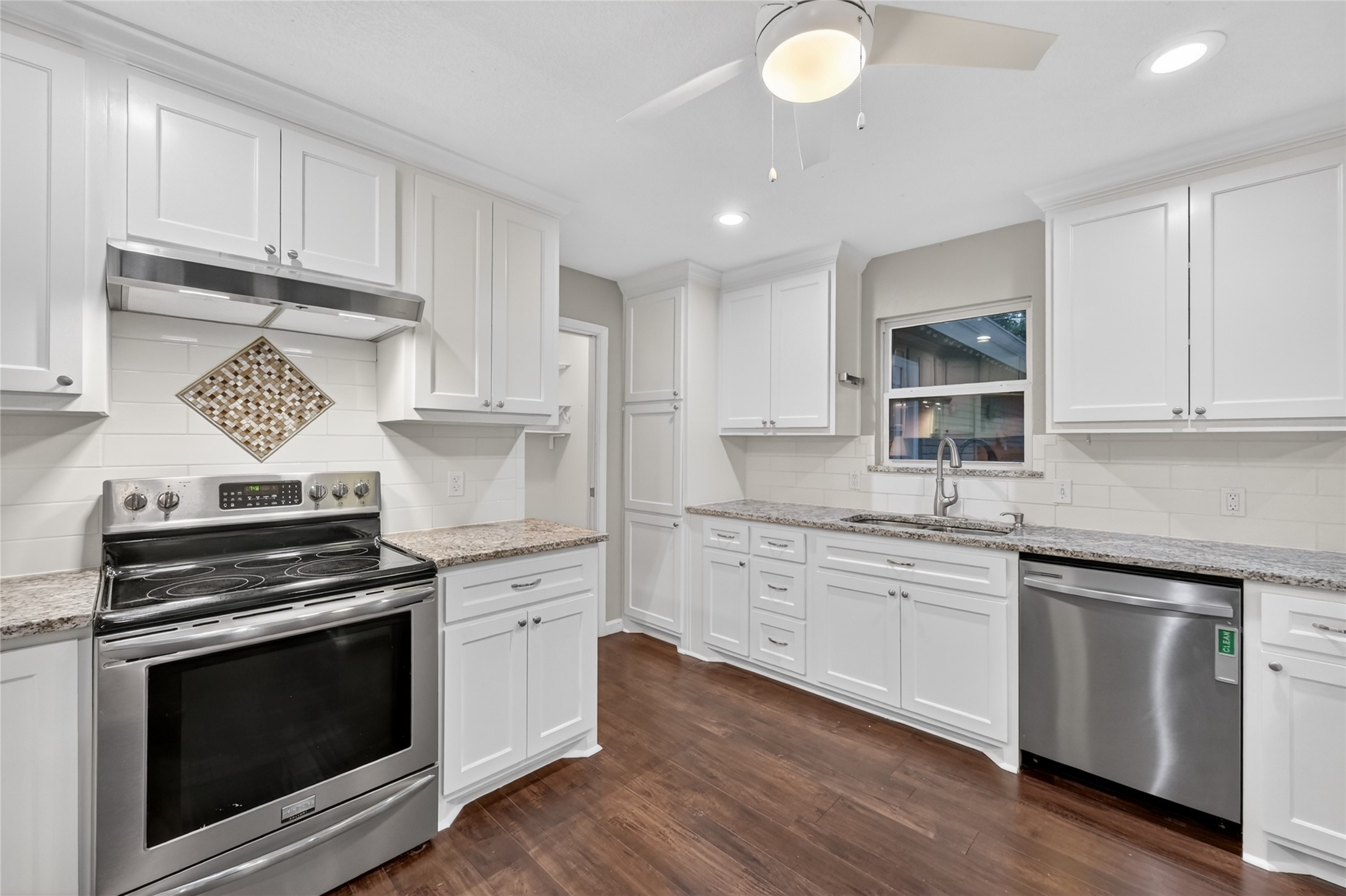 320 Tanglewood Lane Highland Village TX 75077