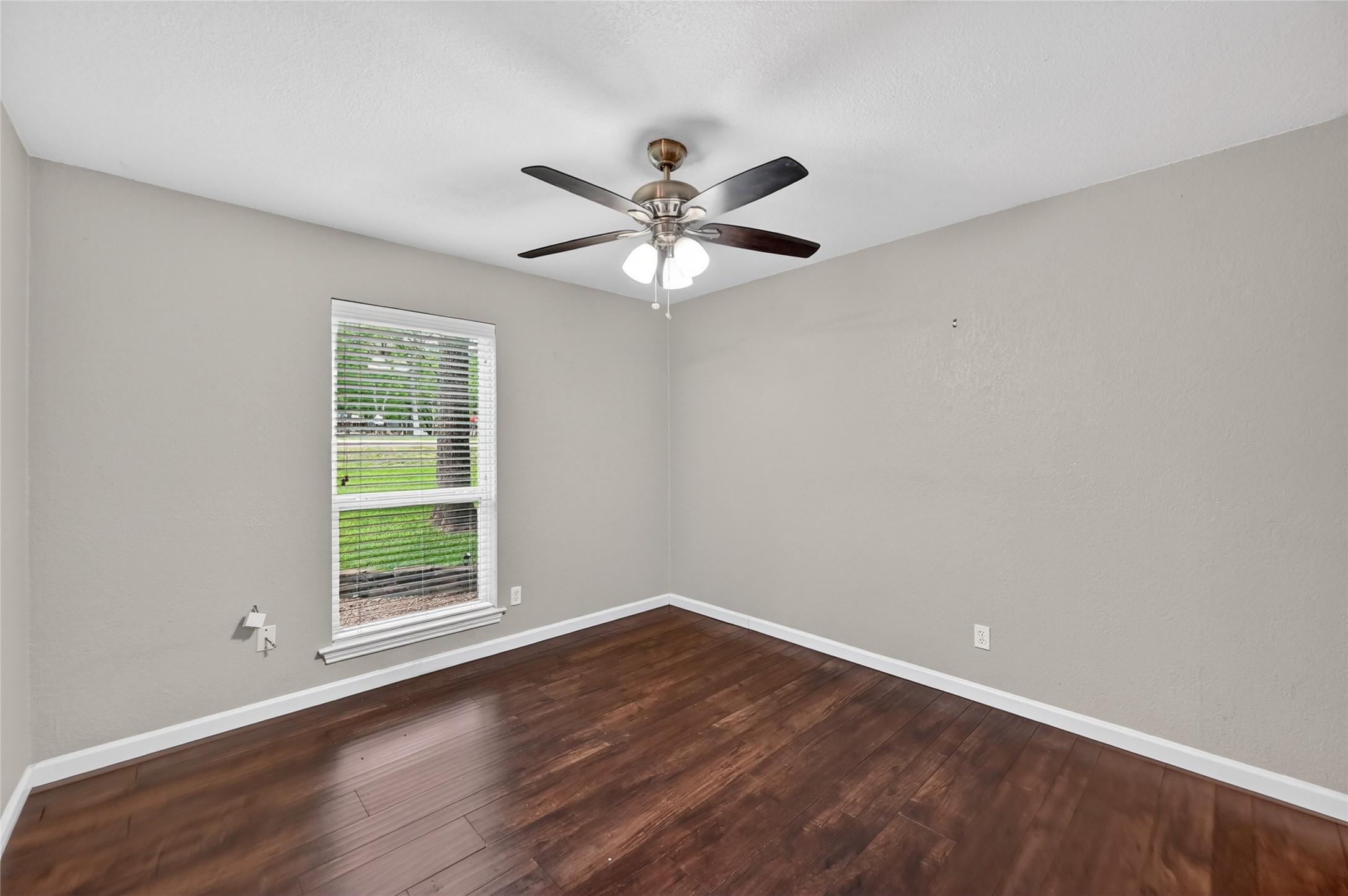 320 Tanglewood Lane Highland Village TX 75077