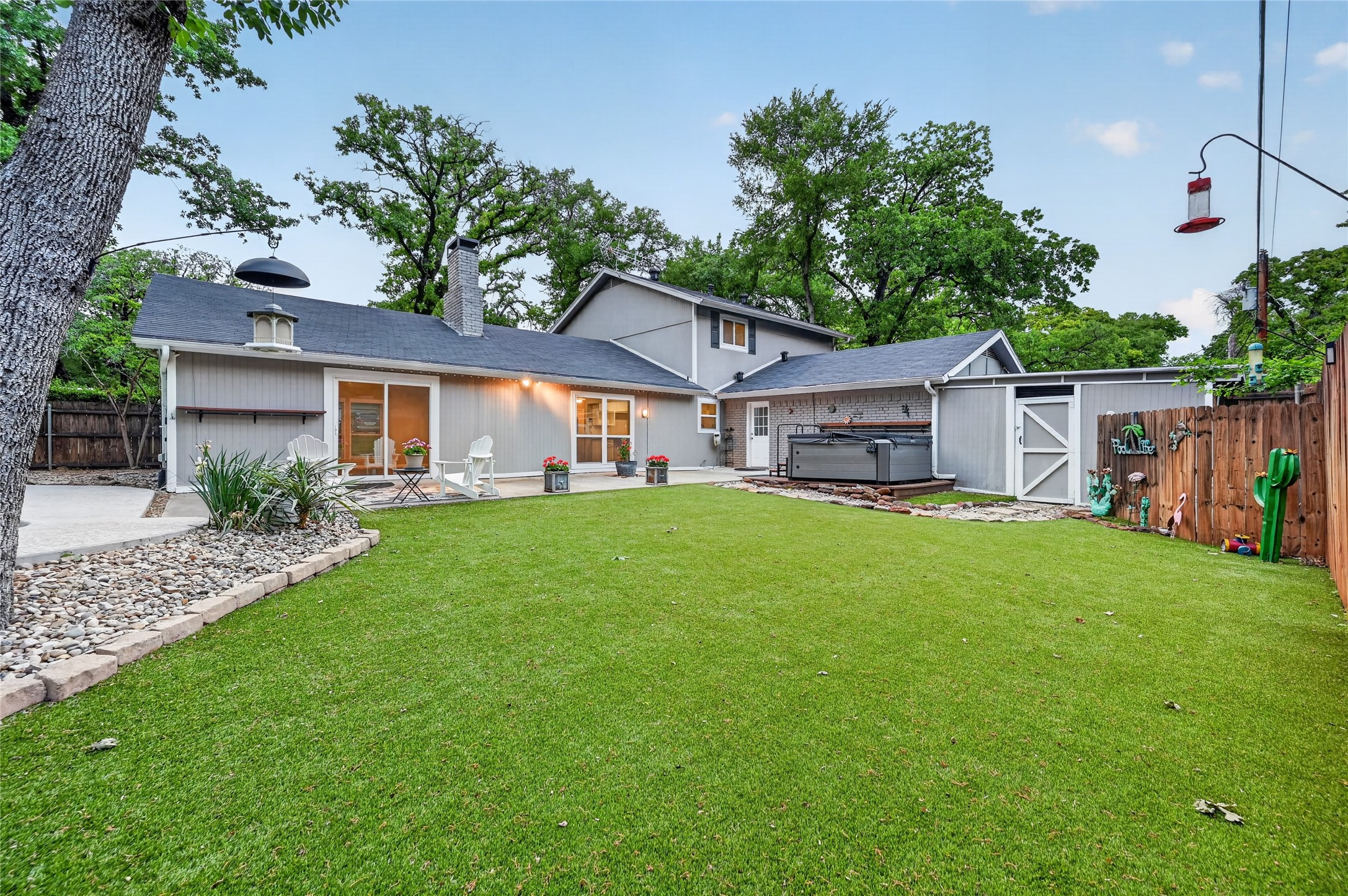320 Tanglewood Lane Highland Village TX 75077