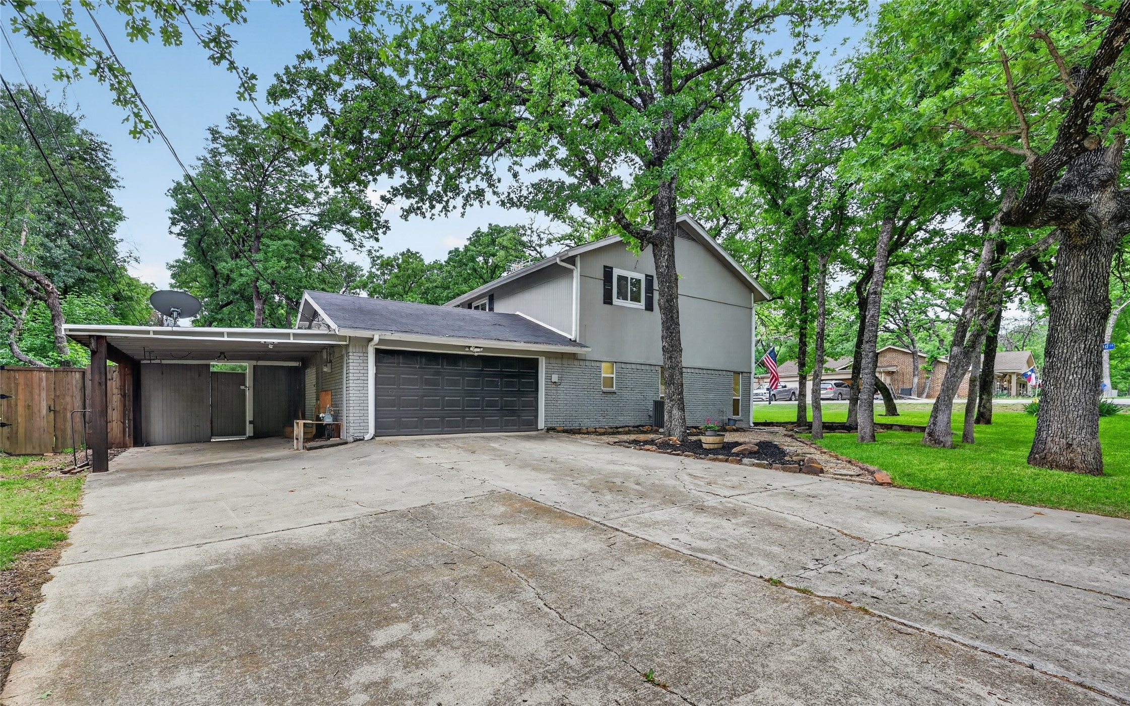 320 Tanglewood Lane Highland Village TX 75077