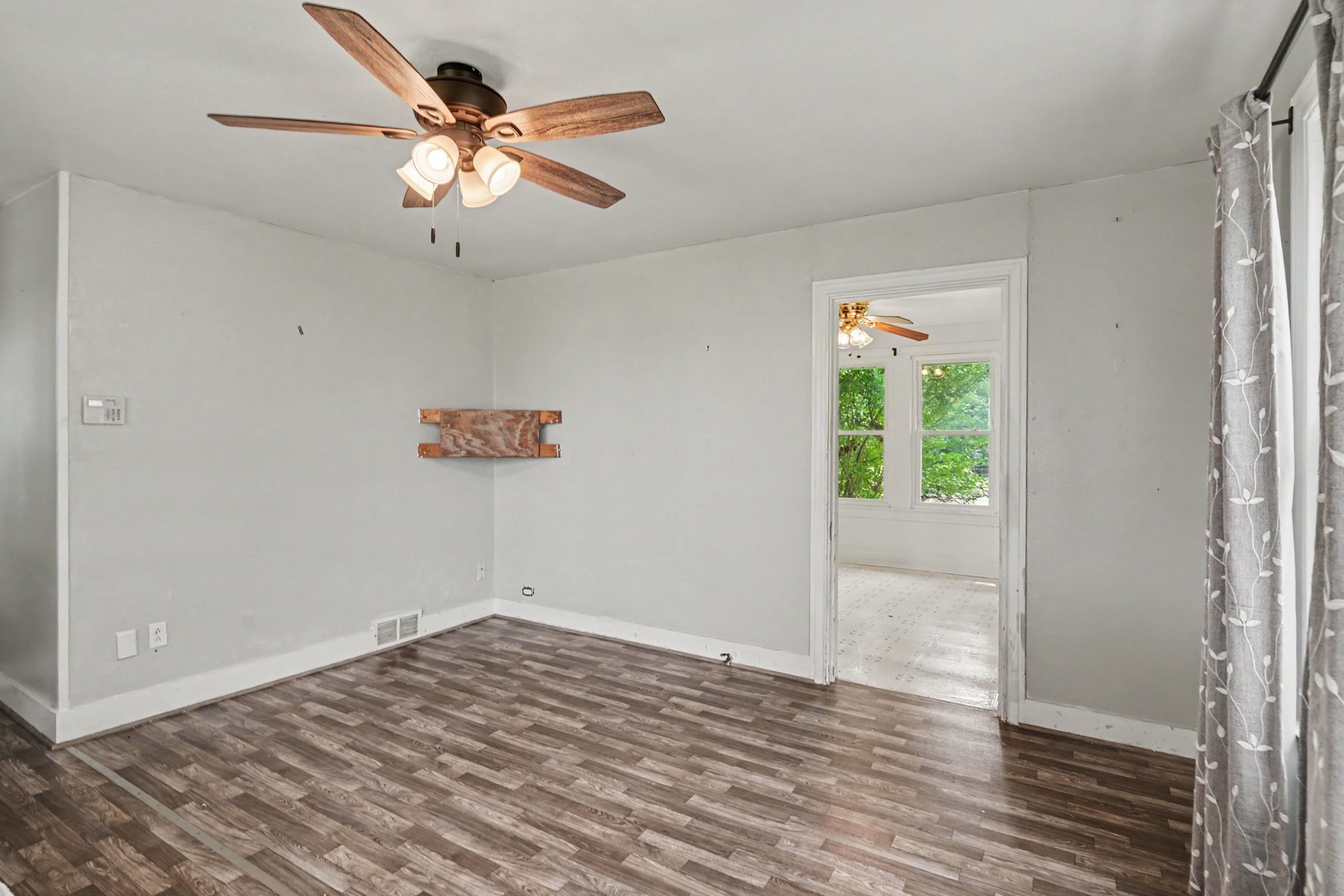 11015 State Highway 171 Covington TX 76636