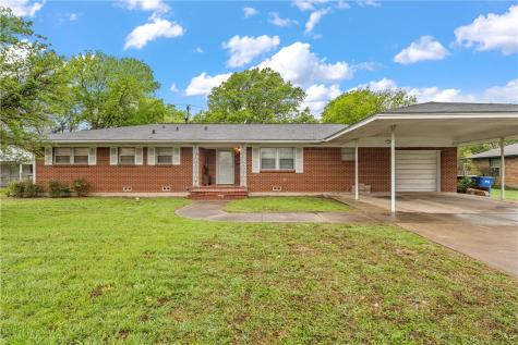2204 N 44th Street Waco TX 76710