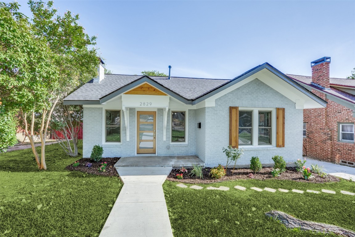 2829 W 12th Street Dallas TX 75211