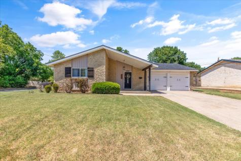 309 Town Creek Drive Euless TX 76039