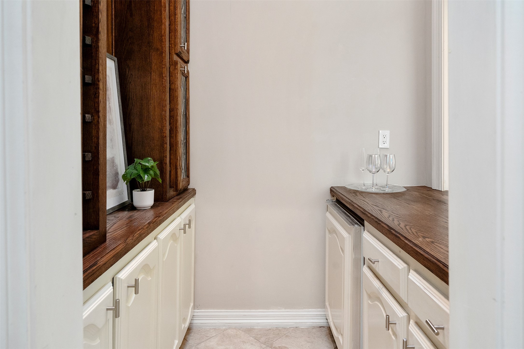 4 Braewick Court Dallas TX 75225