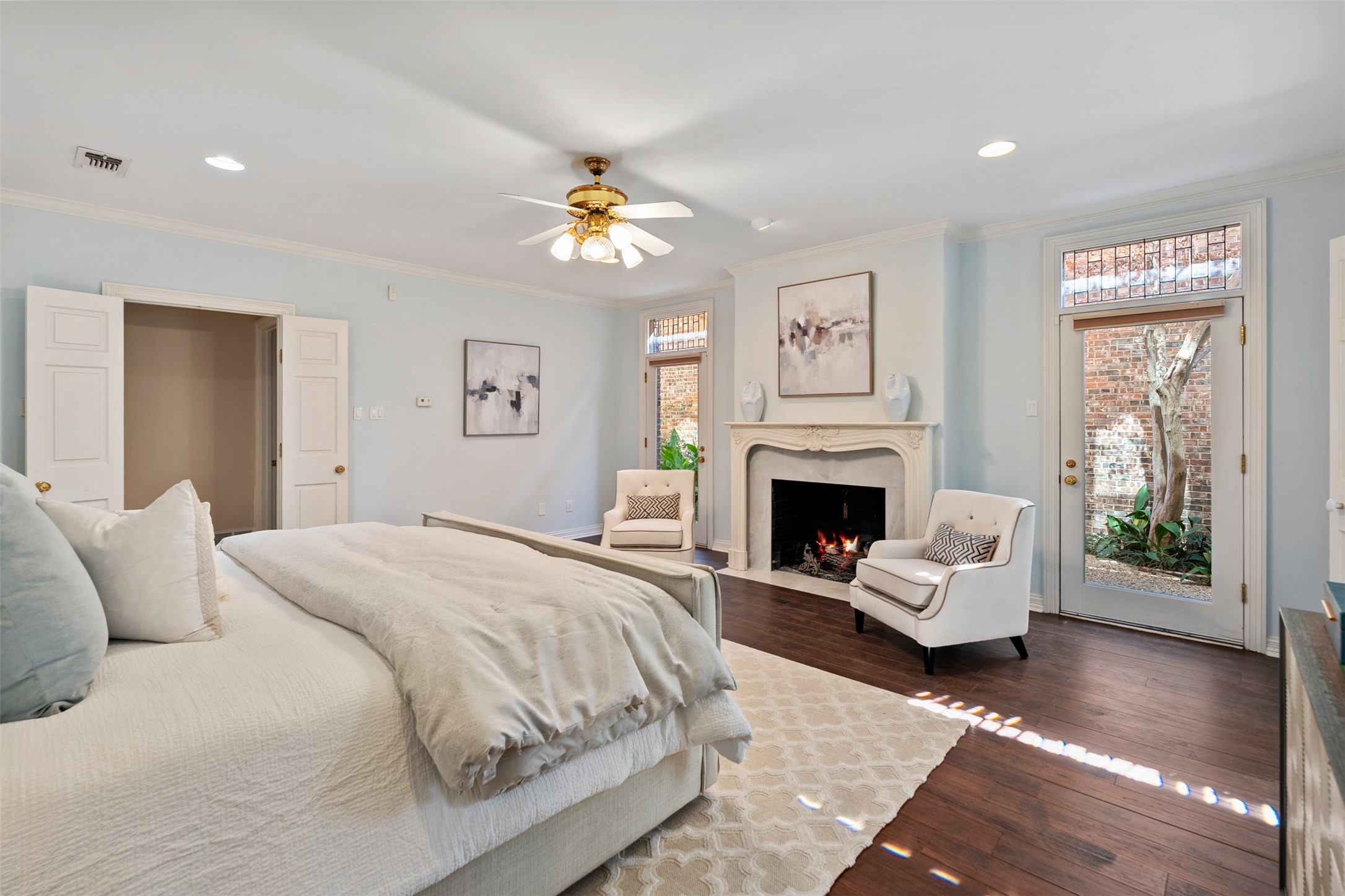 4 Braewick Court Dallas TX 75225