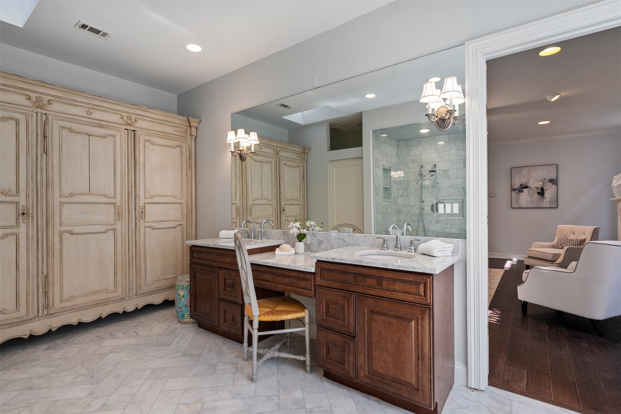 4 Braewick Court Dallas TX 75225