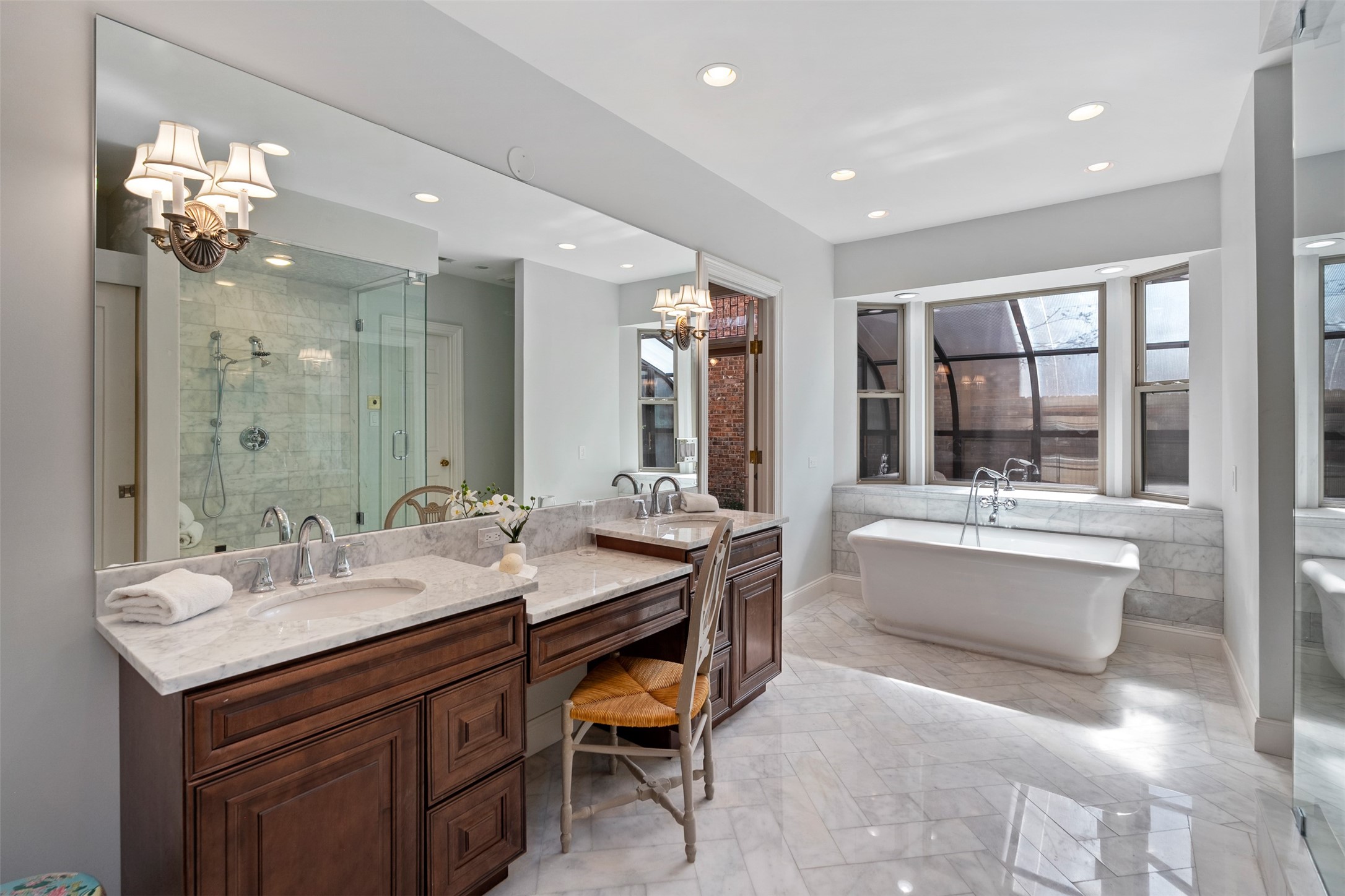 4 Braewick Court Dallas TX 75225