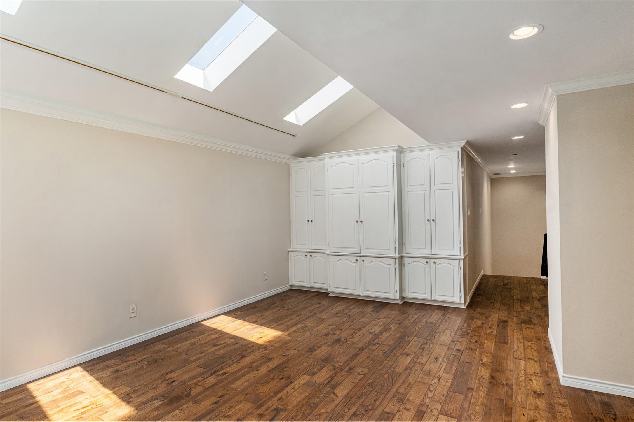 4 Braewick Court Dallas TX 75225
