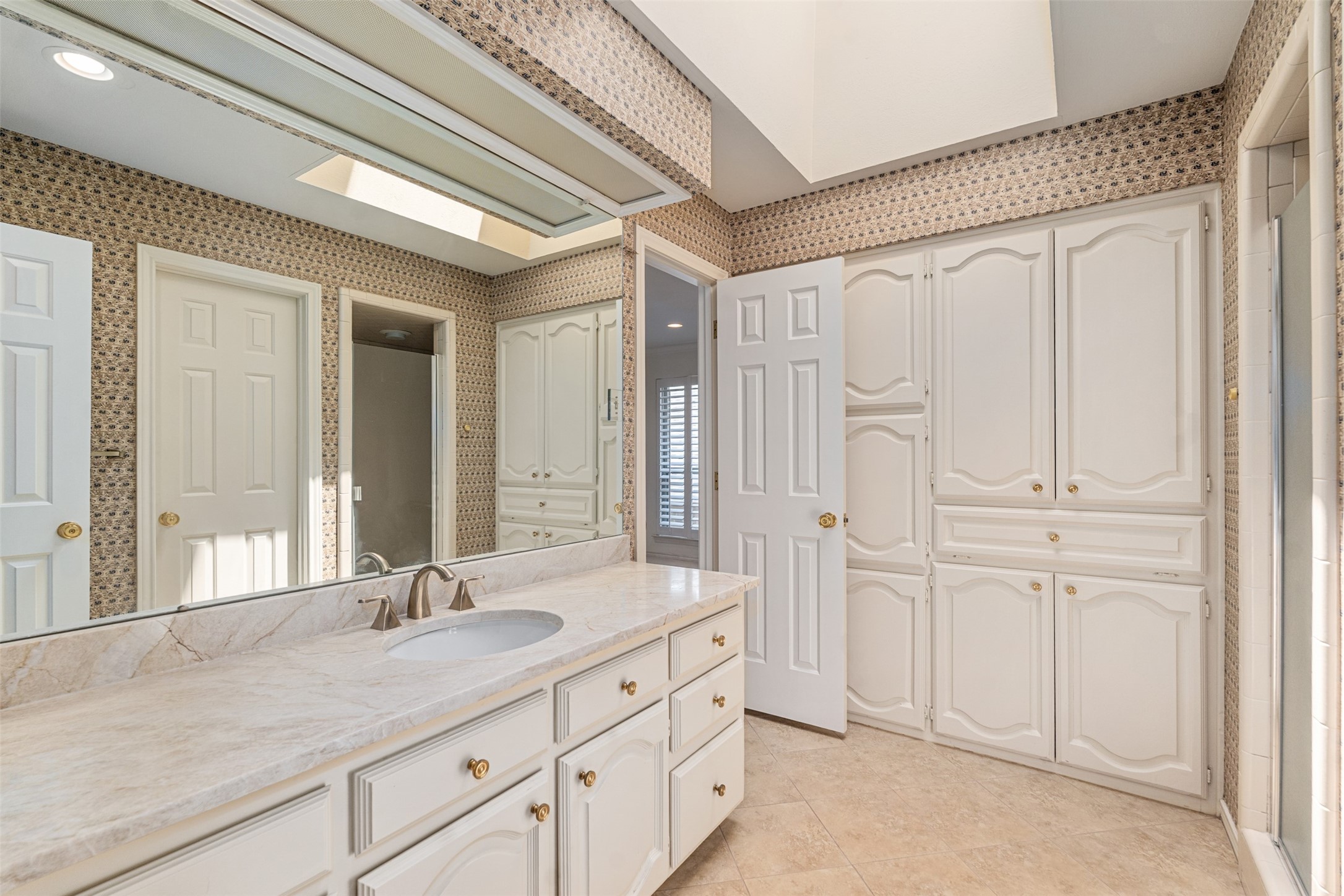 4 Braewick Court Dallas TX 75225