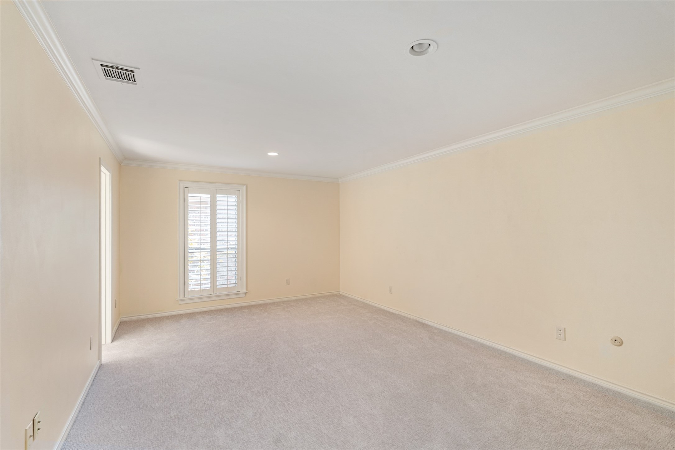 4 Braewick Court Dallas TX 75225