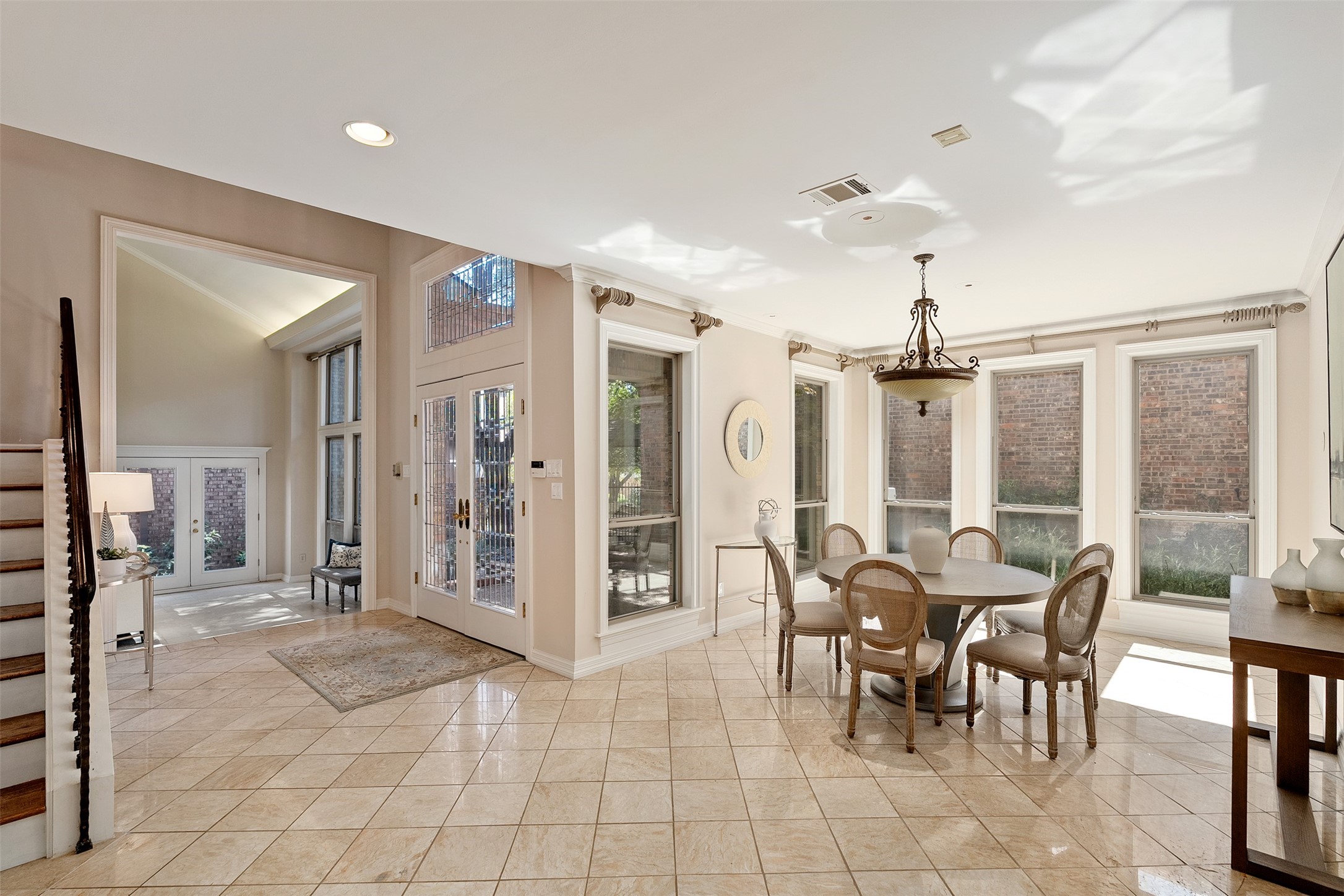 4 Braewick Court Dallas TX 75225