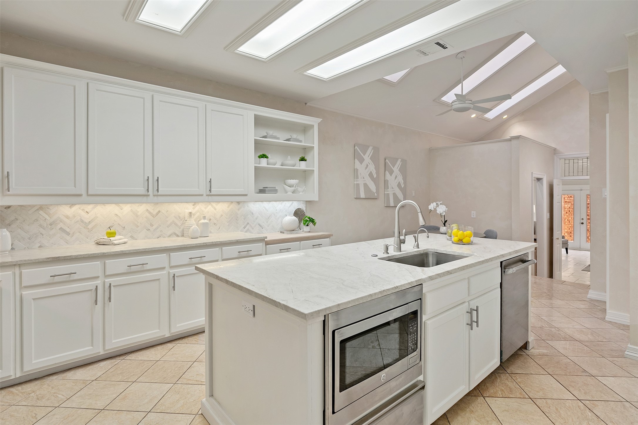 4 Braewick Court Dallas TX 75225