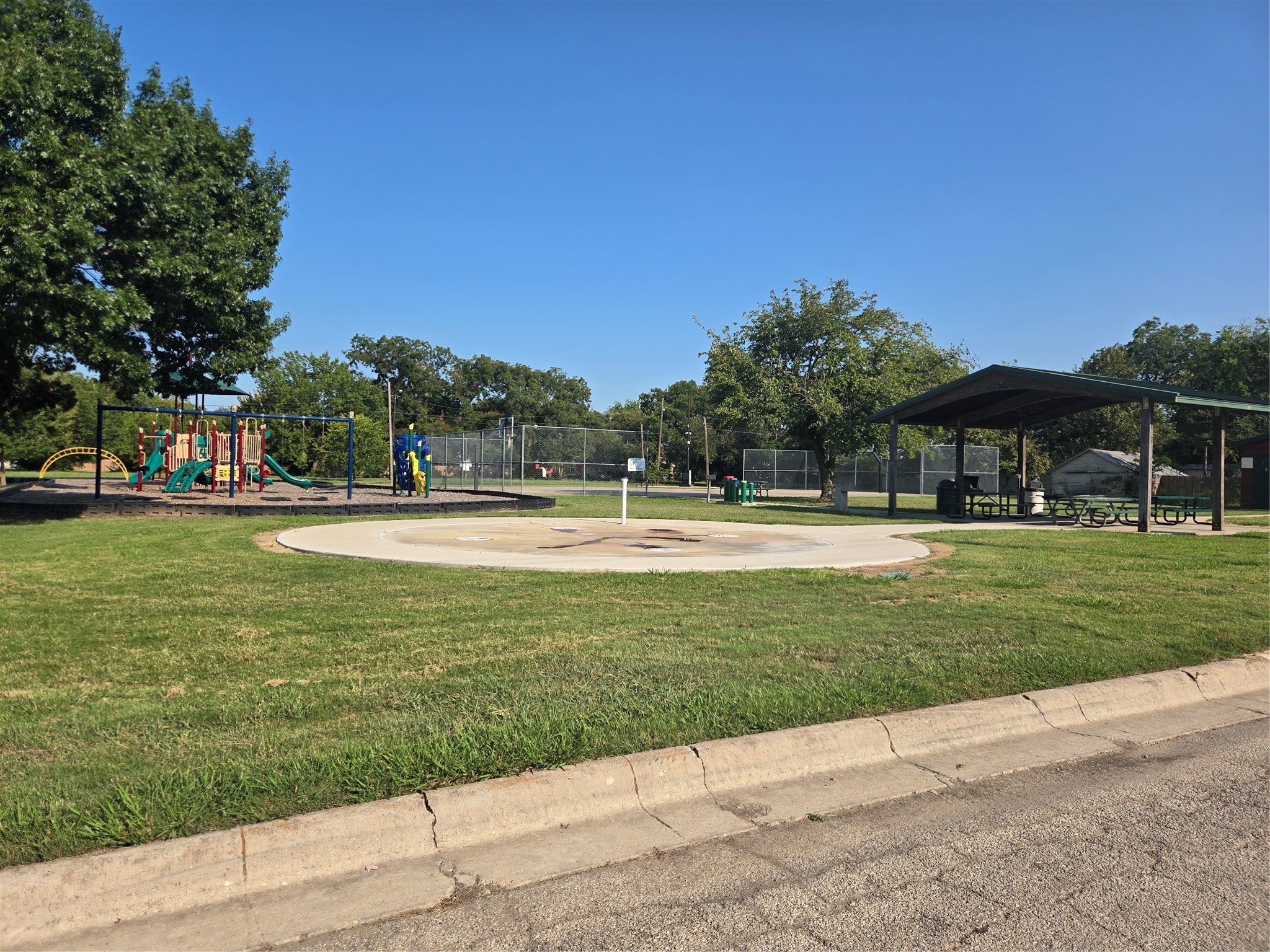 535 Hancock Street Gainesville TX 76240