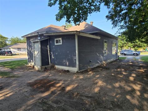 535 Hancock Street Gainesville TX 76240