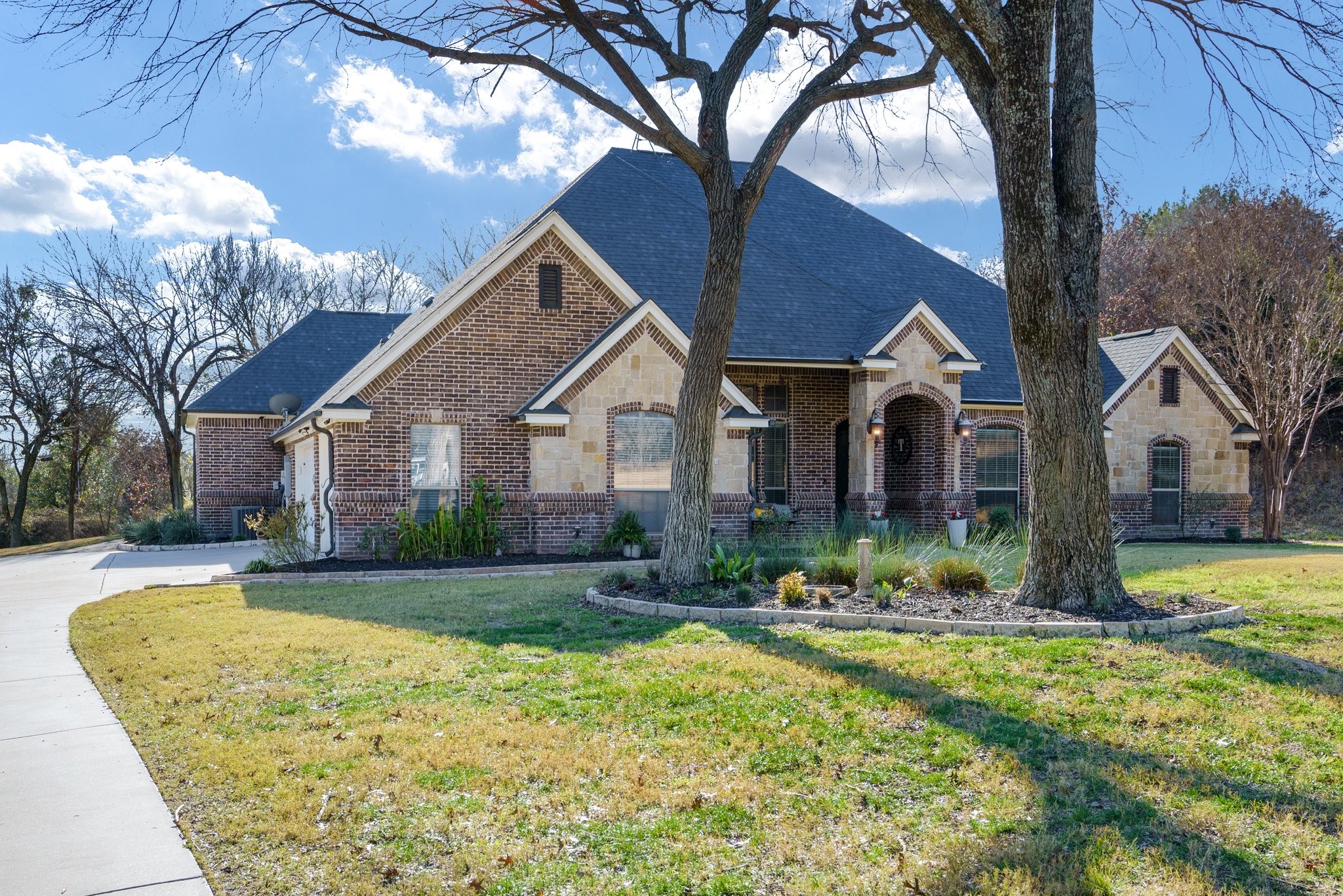 216 Blacktail Court Azle TX 76020