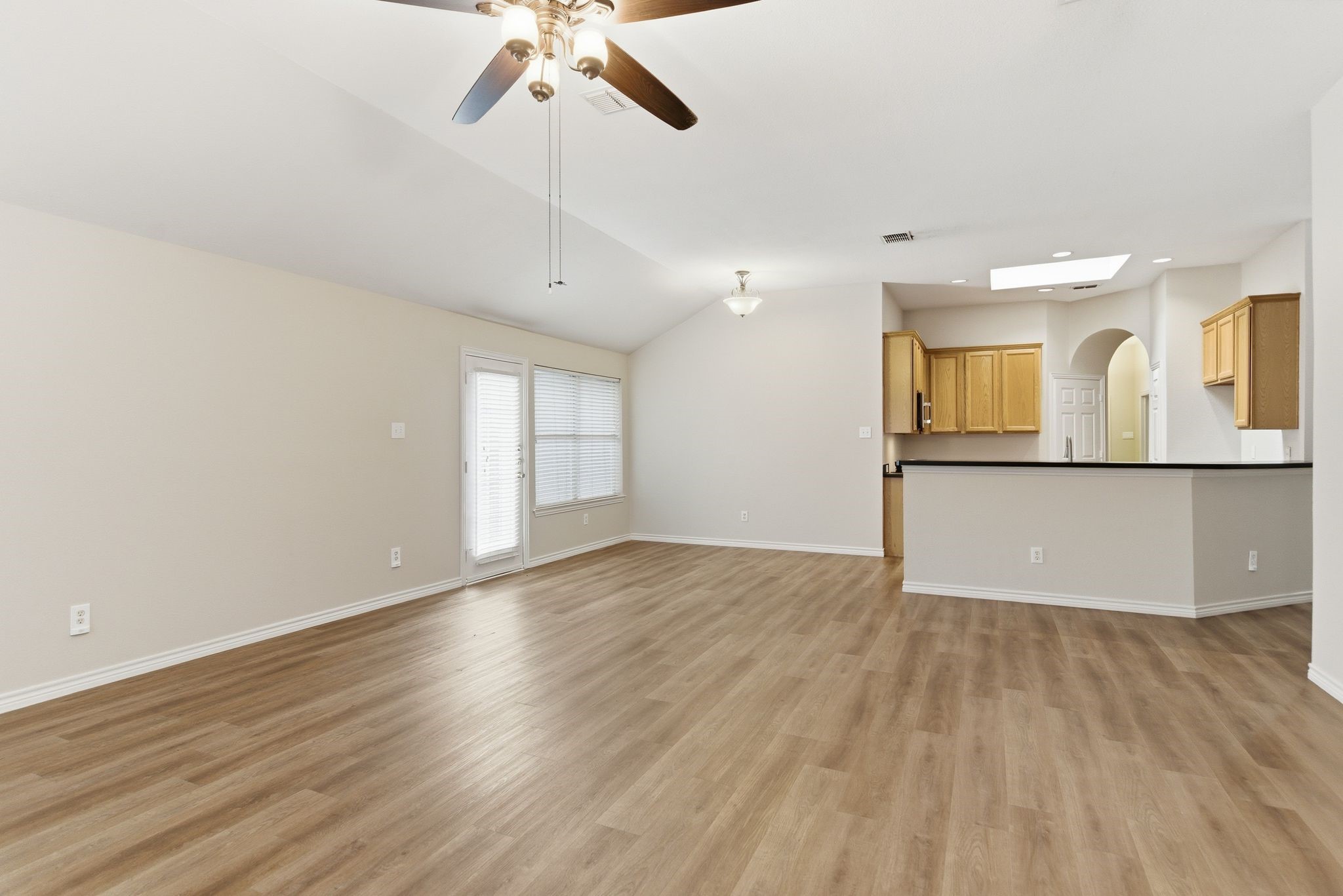 1633 Yellowstone Avenue Lewisville TX 75077