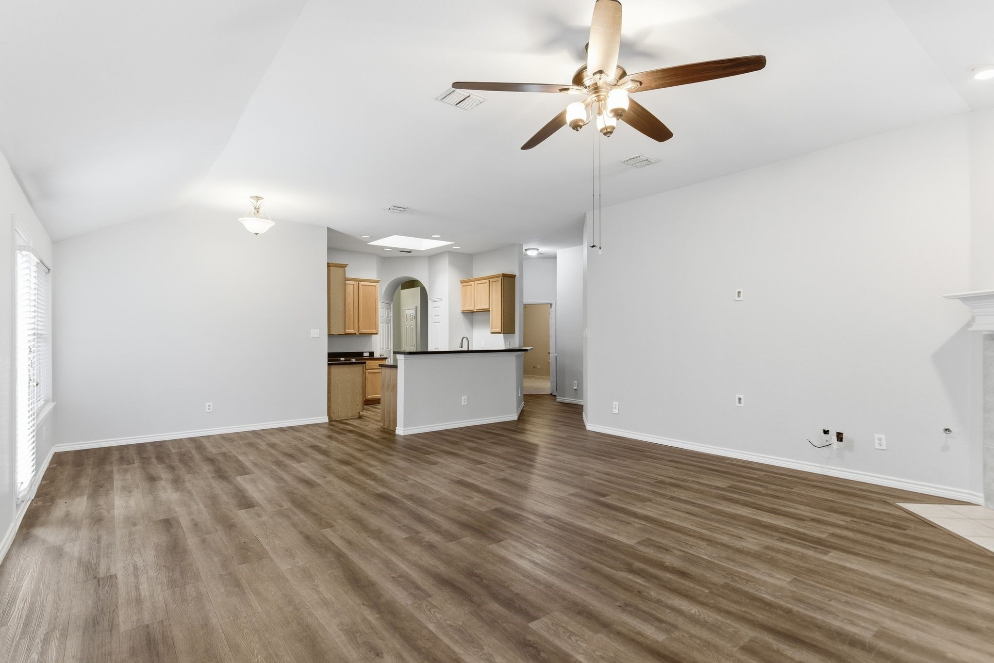 1633 Yellowstone Avenue Lewisville TX 75077