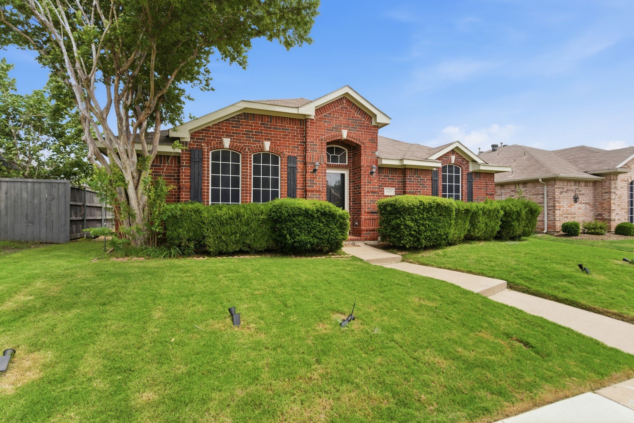 1633 Yellowstone Avenue Lewisville TX 75077