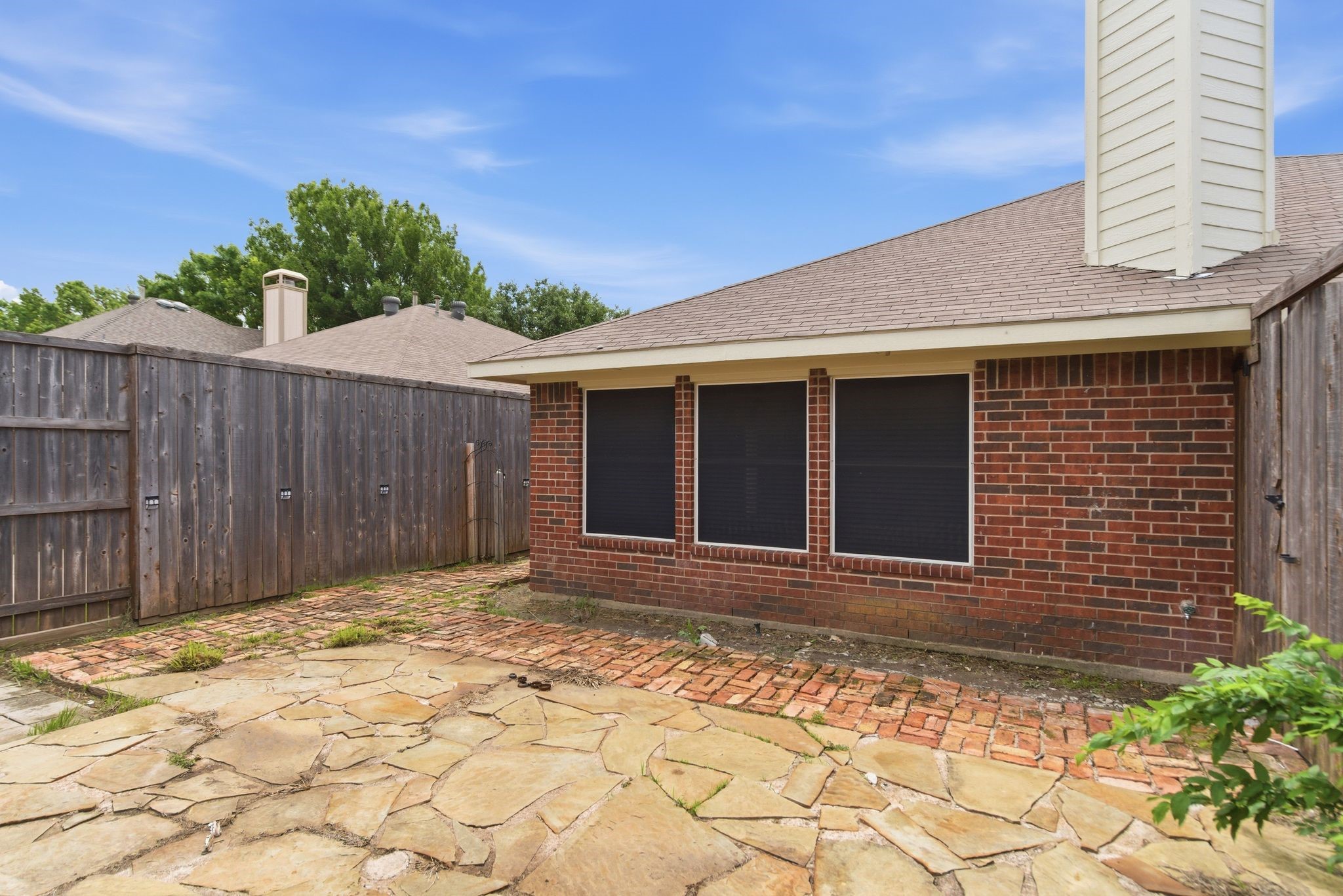 1633 Yellowstone Avenue Lewisville TX 75077