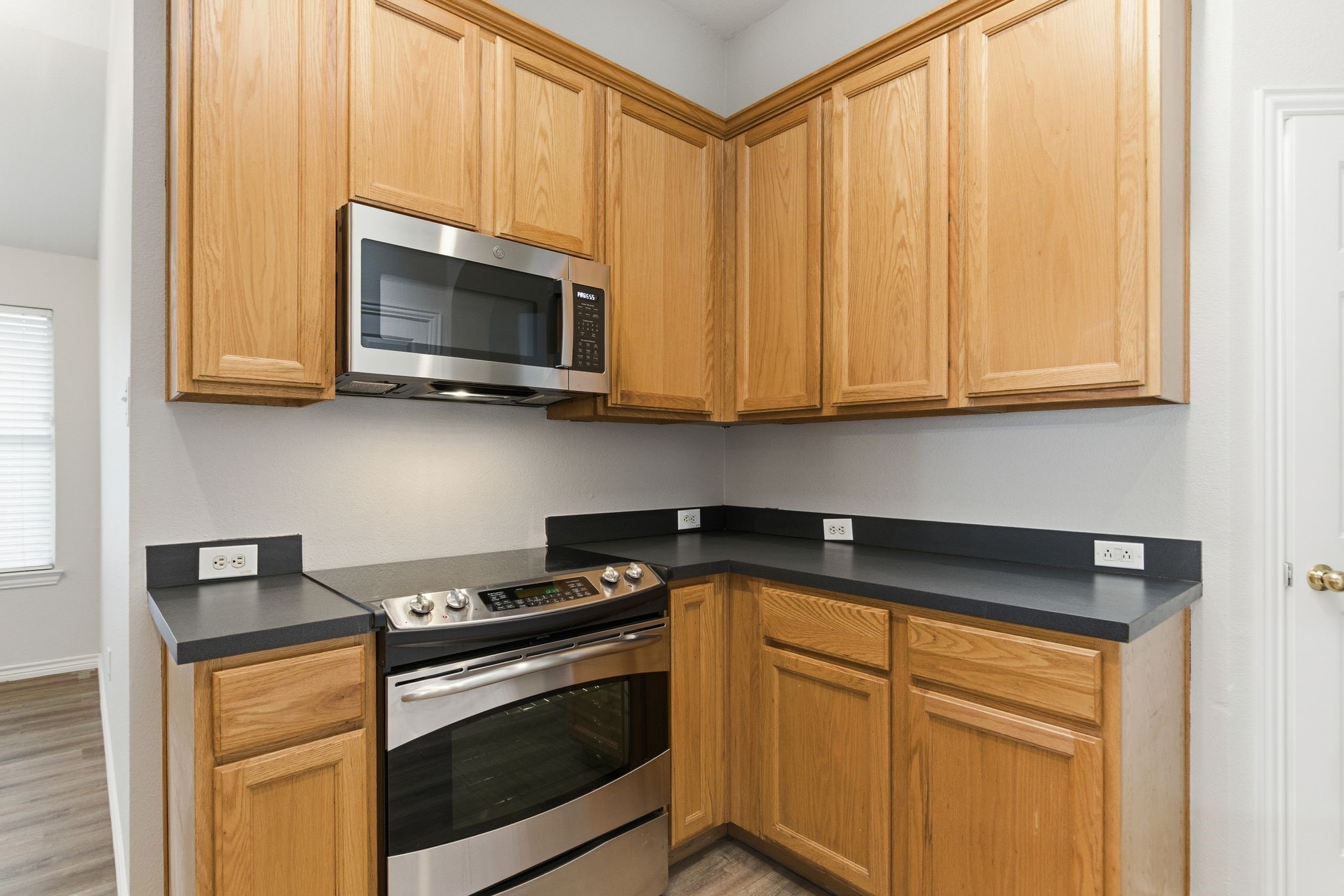 1633 Yellowstone Avenue Lewisville TX 75077