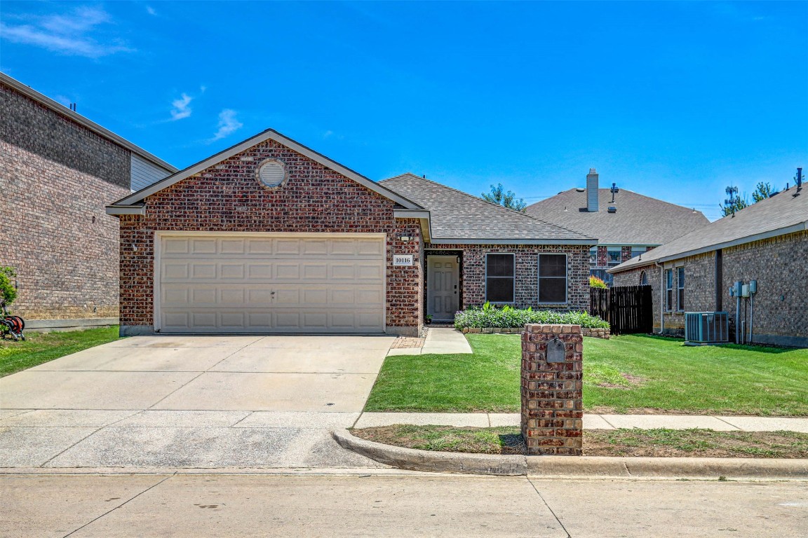10116 Pear Street Fort Worth TX 76244